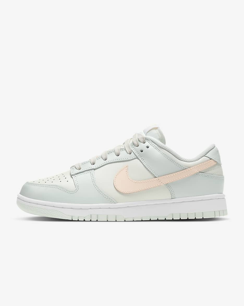 Nike white color shoes hotsell